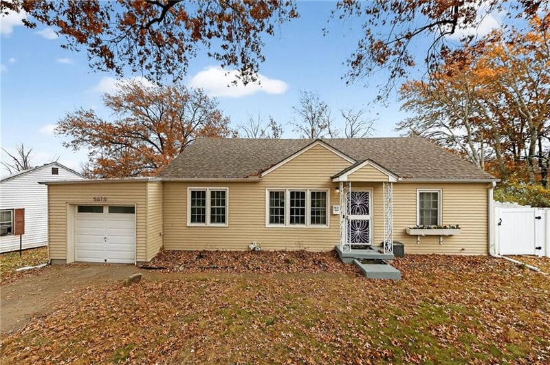 5615 Oakland Ave, Kansas City, MO 64129
