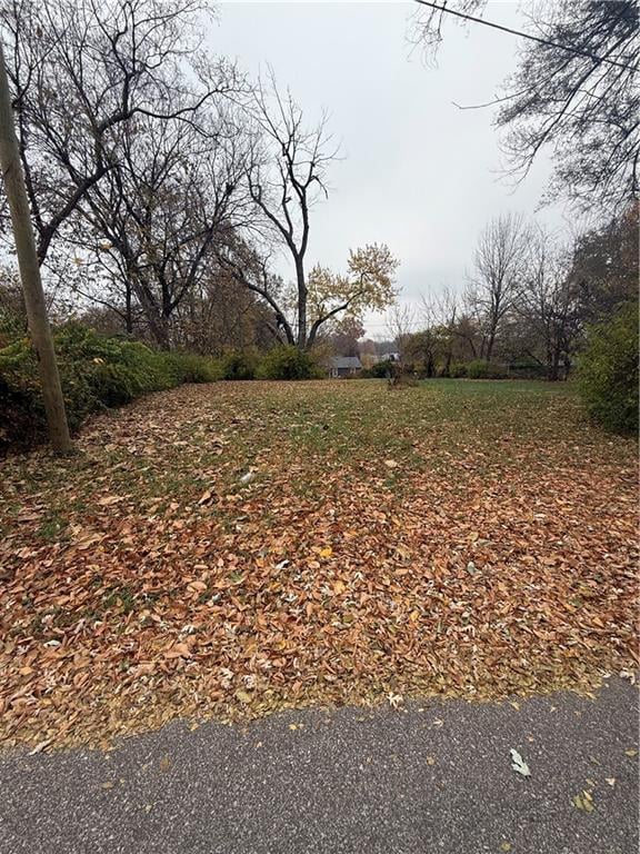 2813 S 37th St, Kansas City, KS 66106