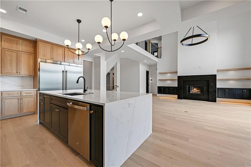 11707 W 181st Ter, Overland Park, KS 66013