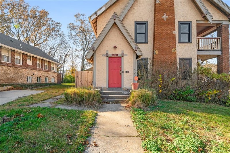 5024 Woodland Ave, Kansas City, MO 64110
