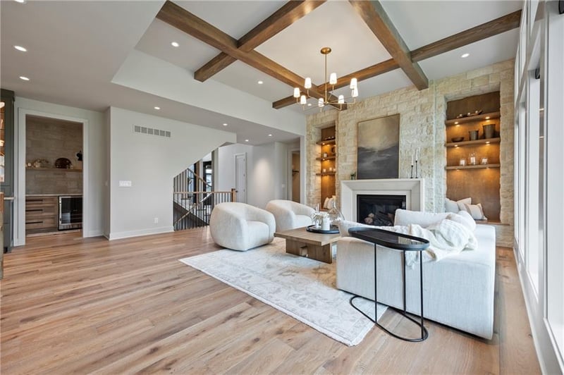 16700 Parkhill St, Overland Park, KS 66221