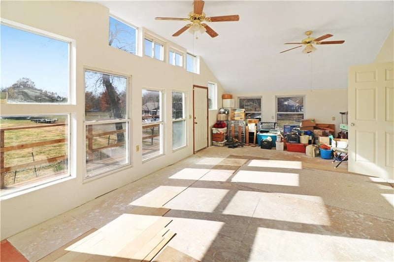 103 3rd St, Garden City, MO 64747