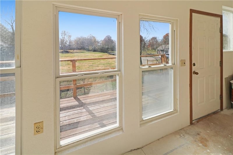 103 3rd St, Garden City, MO 64747