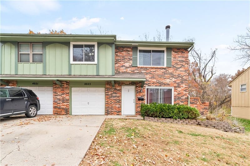 4023 Hedges Ave, Kansas City, MO 64133