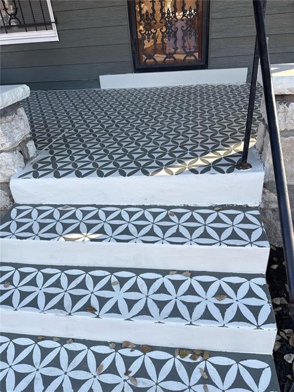 3811 College Ave, Kansas City, MO 64128