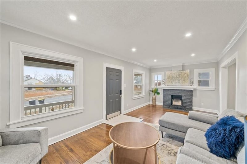 4338 Indiana Ave, Kansas City, MO 64130