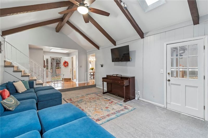 11623 Locust St, Kansas City, MO 64131