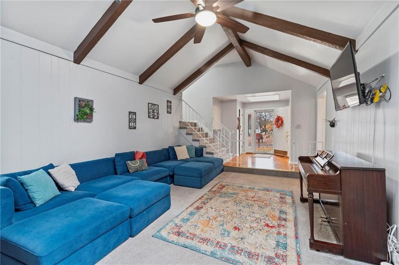 11623 Locust St, Kansas City, MO 64131