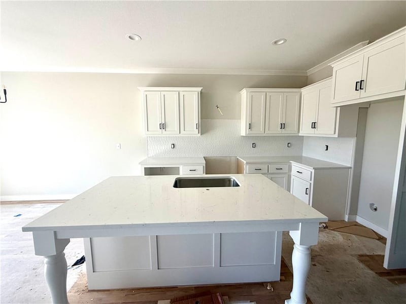 11805 Wheeling Ave, Kansas City, MO 64156