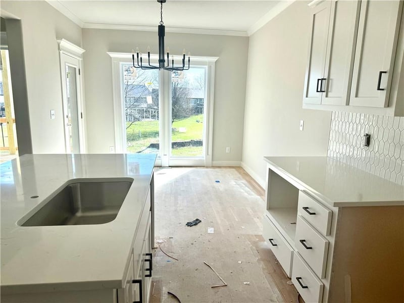 11805 Wheeling Ave, Kansas City, MO 64156