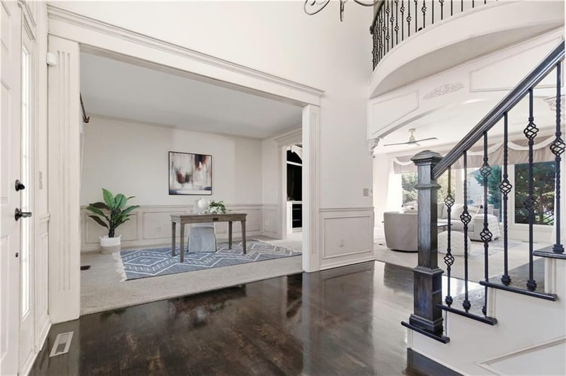 16009 Ash St, Overland Park, KS 66085