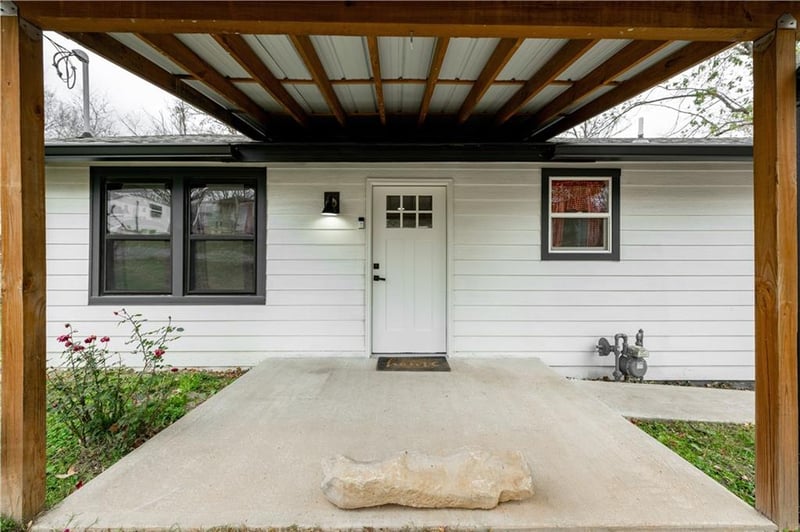 605 Oak St, Ozark, MO 65721