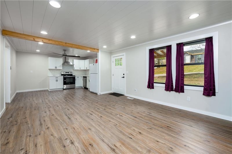 605 Oak St, Ozark, MO 65721