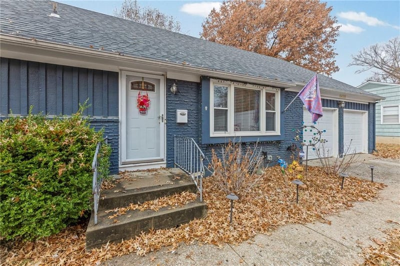 8428 Beverly Dr, Overland Park, KS 66207