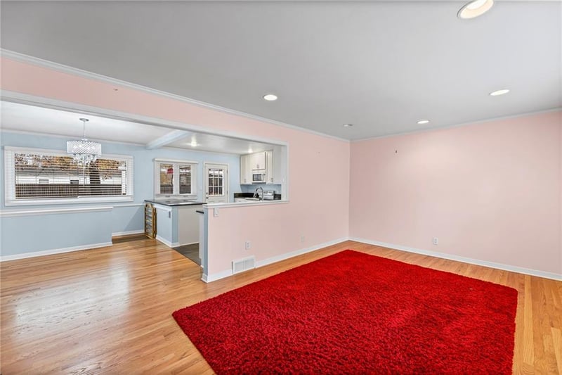 8428 Beverly Dr, Overland Park, KS 66207