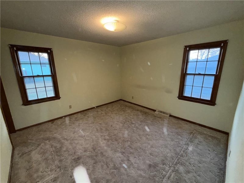 2431 73rd Pl, Kansas City, KS 66109