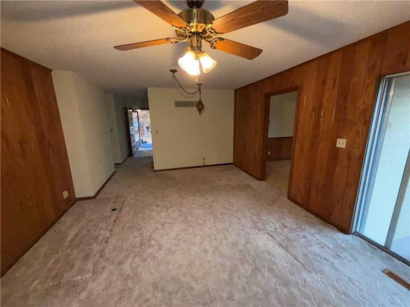 2431 73rd Pl, Kansas City, KS 66109