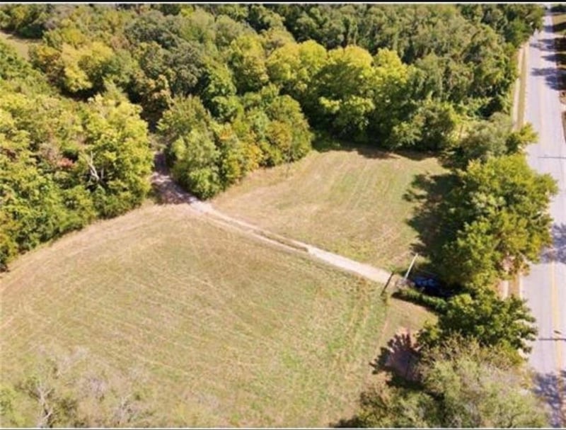 7614 Riverview Ave, Kansas City, KS 66112