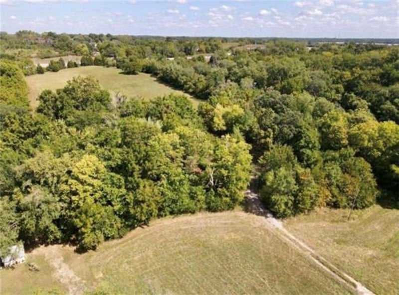 7614 Riverview Ave, Kansas City, KS 66112