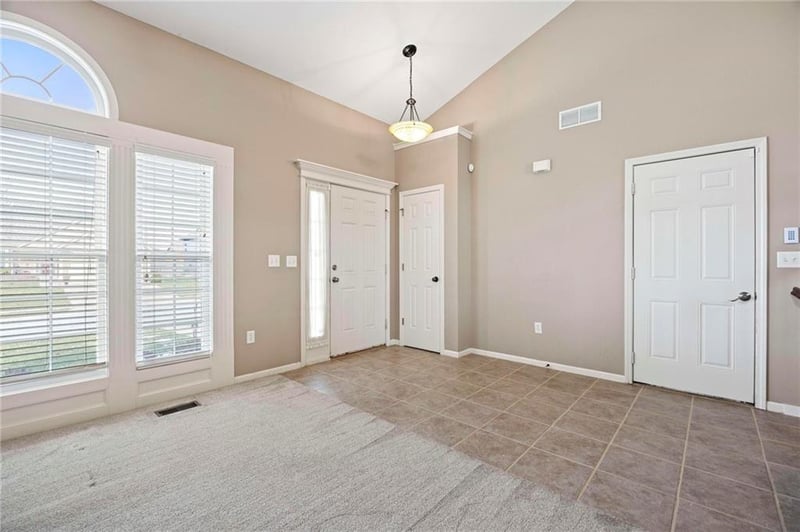 21231 123 St, Olathe, KS 66061