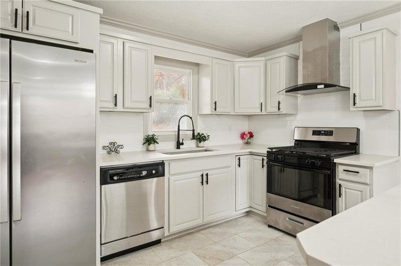 2219 45th St, Kansas City, KS 66104