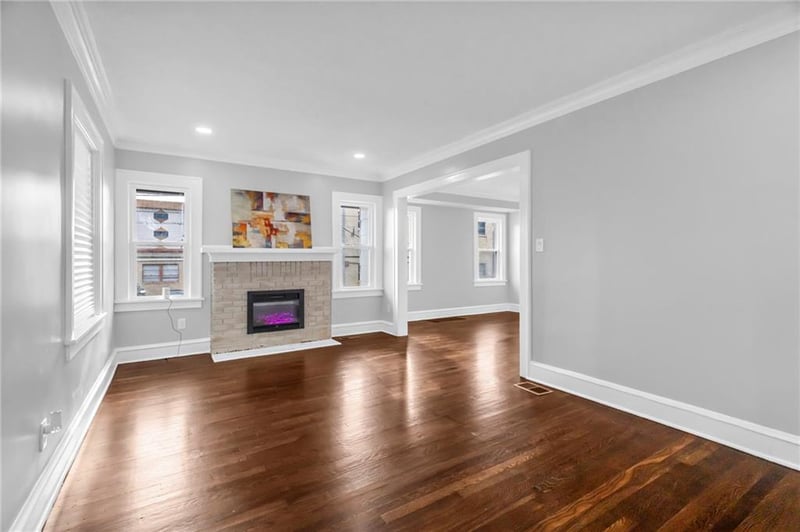 6230 Harrison St, Kansas City, MO 64110