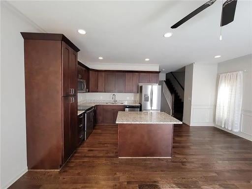 15880 Shawnee Dr, Overland Park, KS 66223