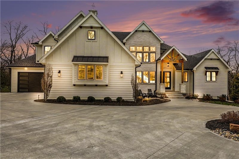 9450 Marion St, Lenexa, KS 66220