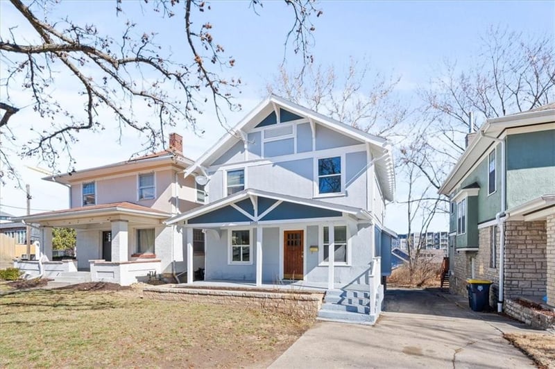 5105 Walnut St, Kansas City, MO 64112