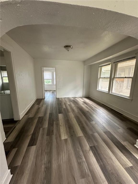 4221 Chestnut Ave, Kansas City, MO 64130