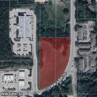 497 68th St, Kansas City, MO 64118