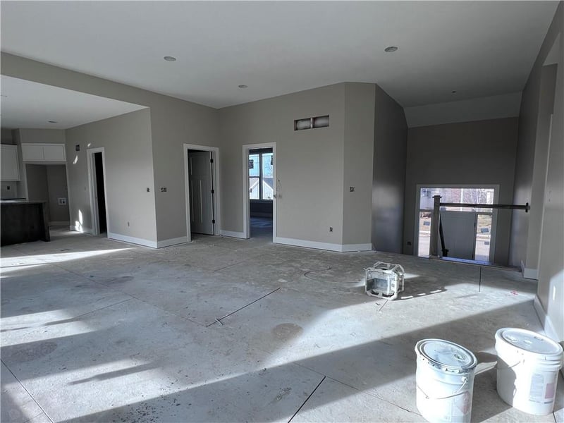 814 W Shawhan Pw, Lone Jack, MO 64086