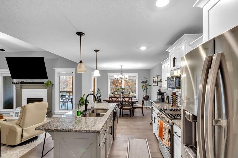 11709 Windsor Ave, Kansas City, MO 64157