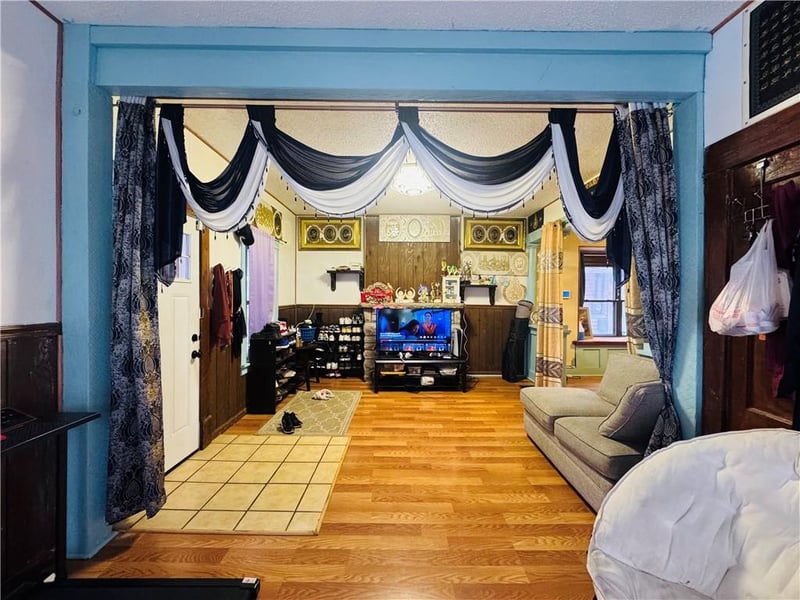 302 N Wheeling Ave, Kansas City, MO 64123