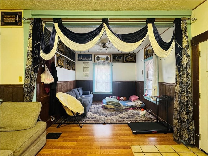 302 Wheeling Ave, Kansas City, MO 64123