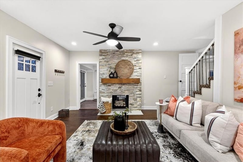 7414 Jarboe St, Kansas City, MO 64114