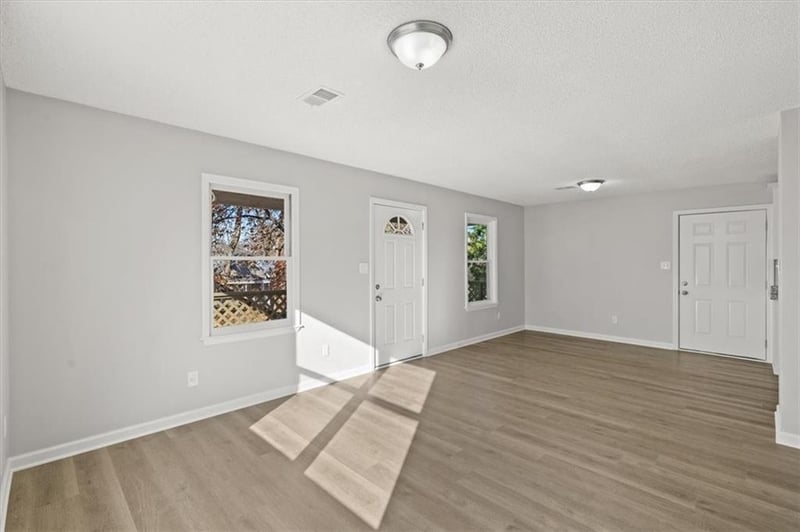 1945 15th St, Kansas City, KS 66104