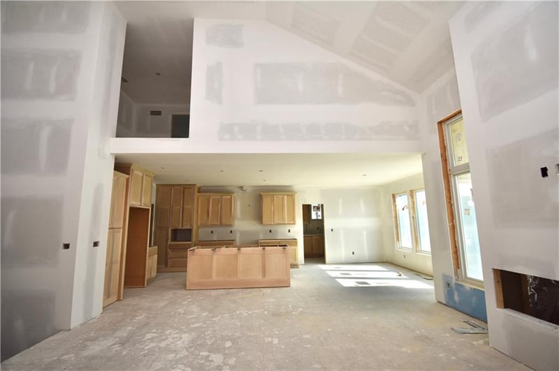 8003 77th St, Kansas City, MO 64158