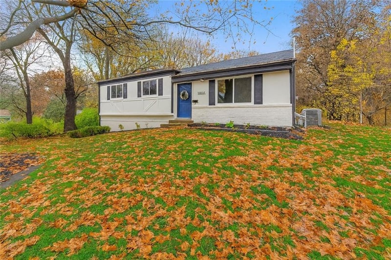 10206 88th Ter, Overland Park, KS 66212