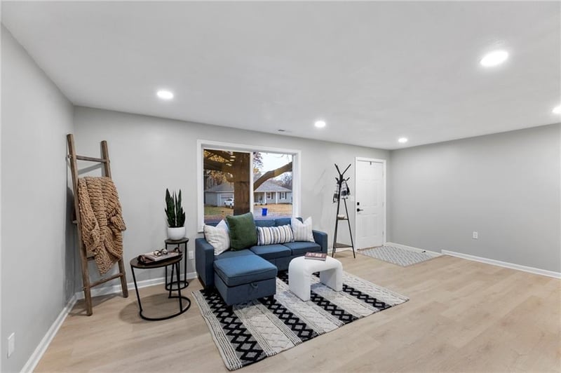 10206 88th Ter, Overland Park, KS 66212