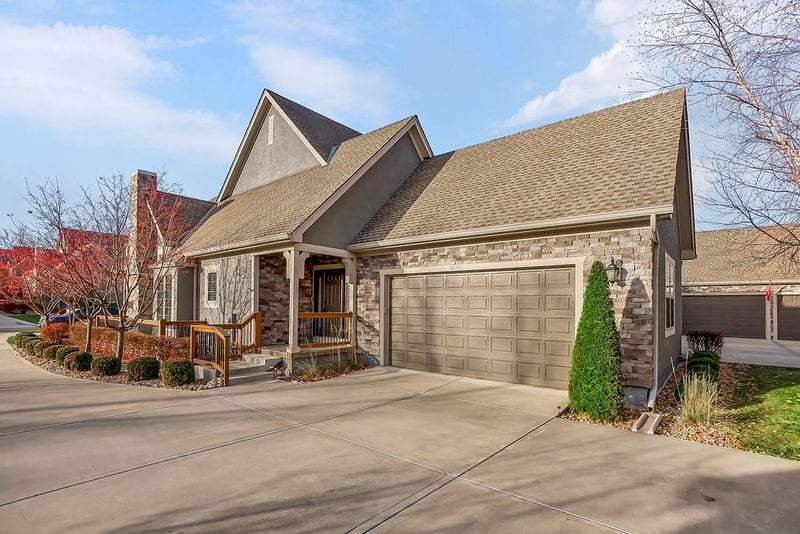 14745 Meadow Ln, Leawood, KS 66224