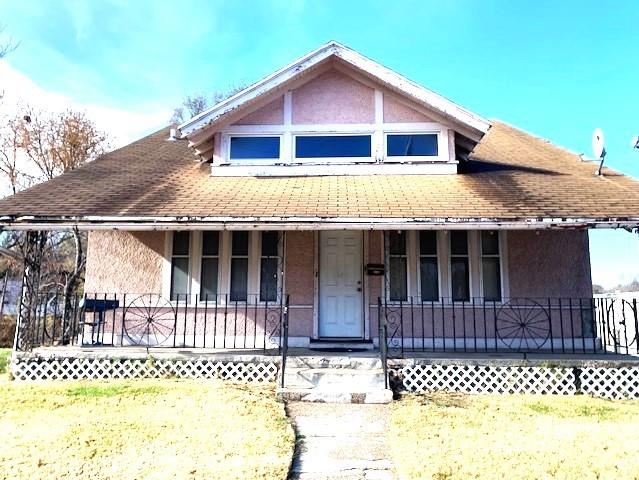 1002 22nd St, St Joseph, MO 64507
