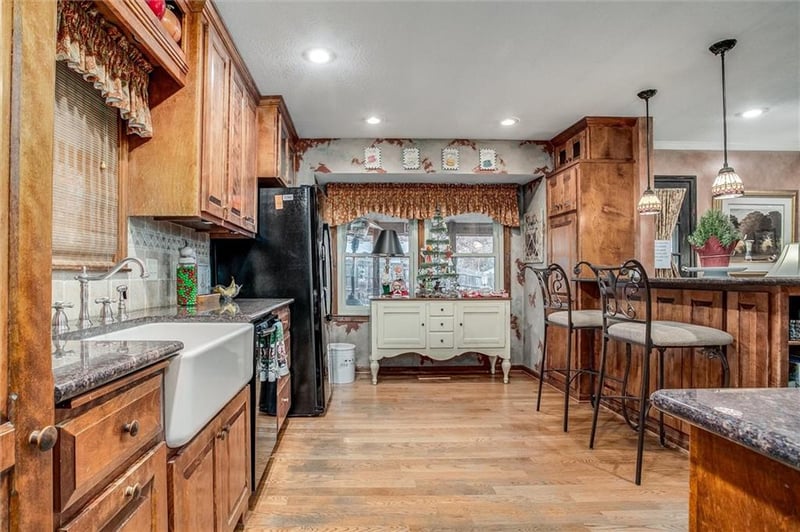 16916 36th St, Independence, MO 64055