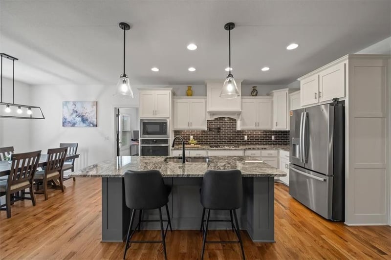 8808 Clarion Ave, Kansas City, MO 64153