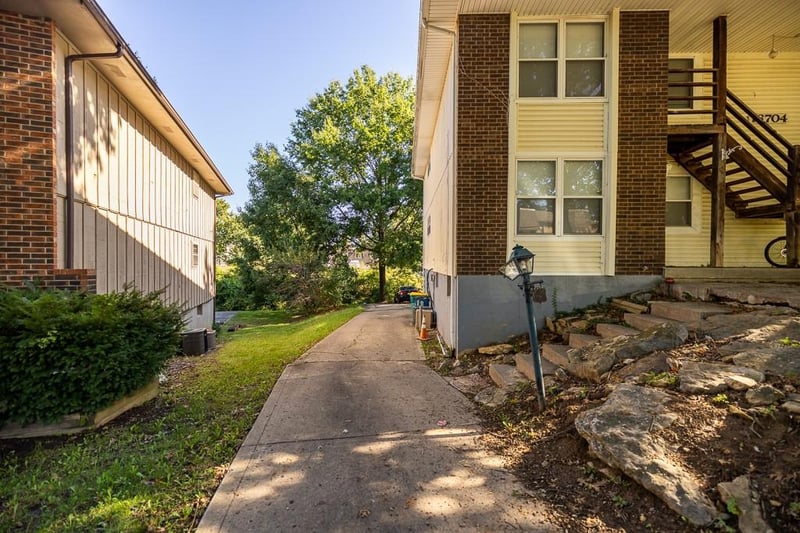 16704 28th Pl S N/A, Independence, MO 64055