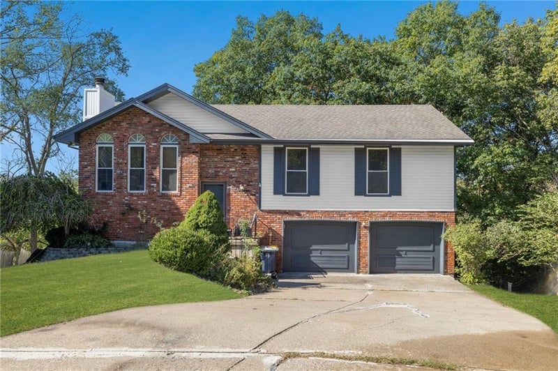 5826 Delta Ave, Kansas City, MO 64151