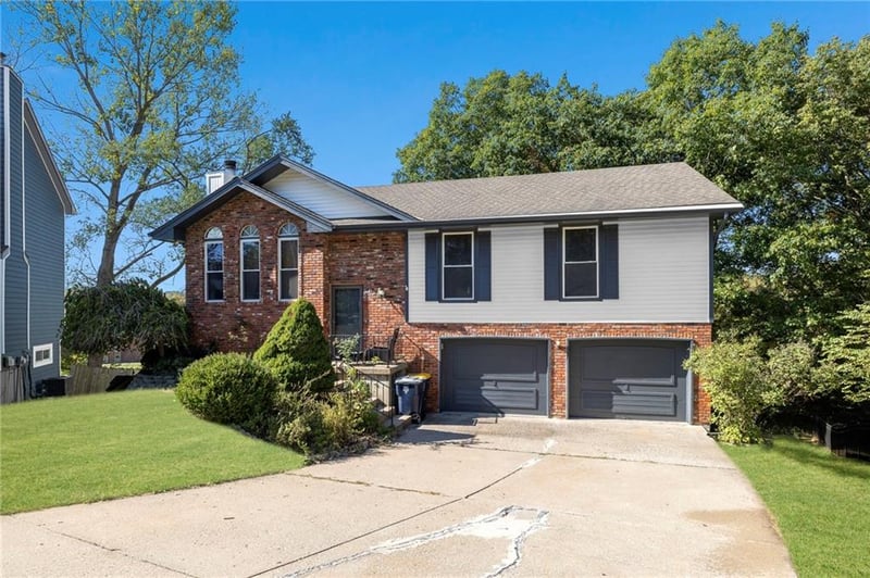 5826 Delta Ave, Kansas City, MO 64151