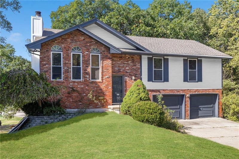 5826 Delta Ave, Kansas City, MO 64151