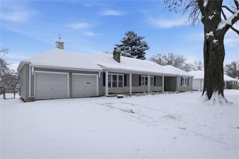 1004 96th St, Kansas City, MO 64114