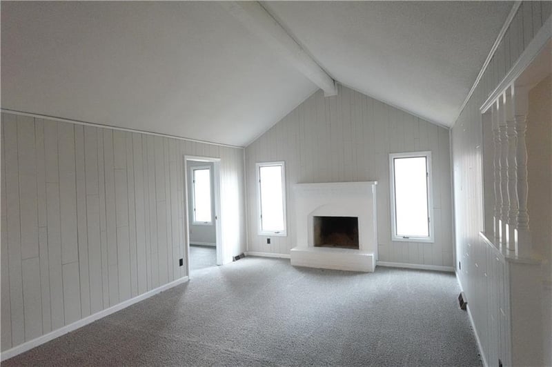 2010 78th St, Kansas City, MO 64118